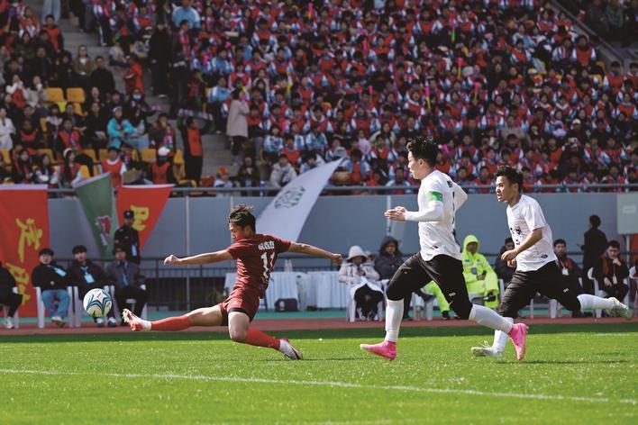 开云Kaiyun官网入口-绿茵封王！秀洲夺冠！